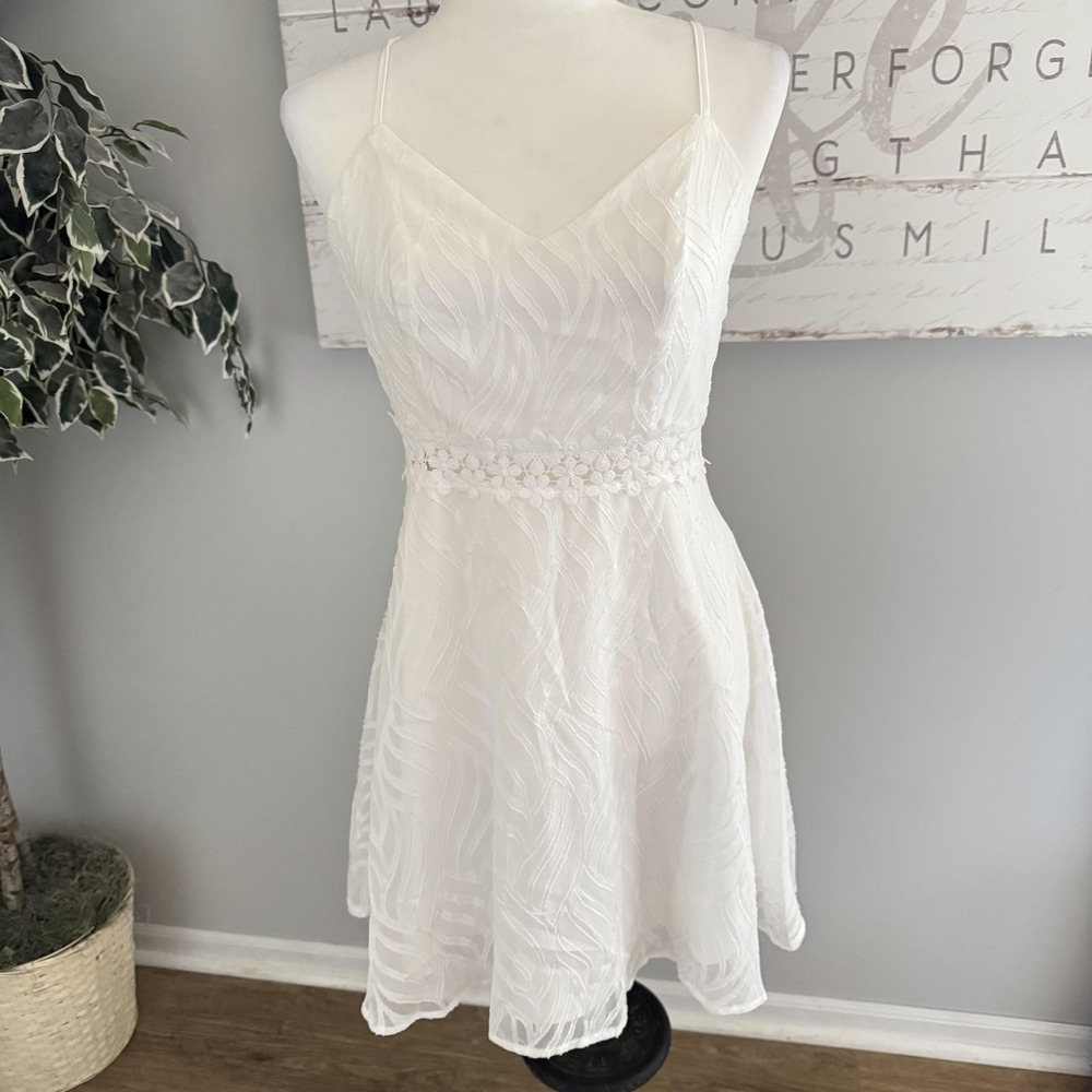 SHEIN Dress Womens Small White Chiffon Babydoll Crochet Waist Lined Sundress‎